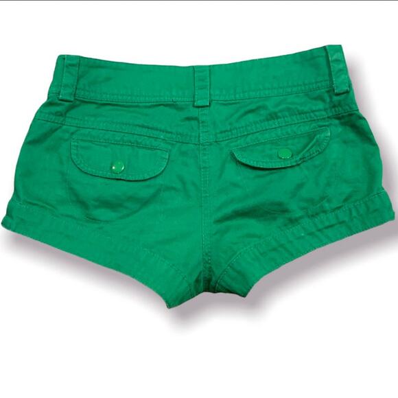 H&M Divided Green Shorts Size 2 - Picture 4 of 4